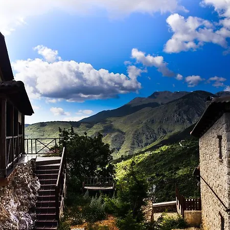 Πανσιόν Aetoma Suites