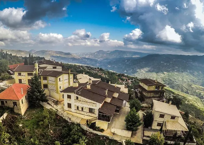 Konukevi Aetoma Suites *